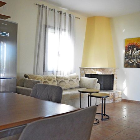 Malvazios Villas #7 Гитион Экстерьер фото